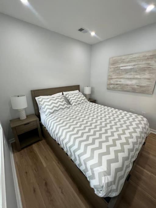 Apartment 2br Columbia Heights Walk 2 Metro & Shops *